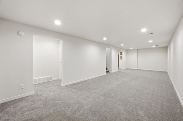 607 9th Street W, West Fargo, ND 58078