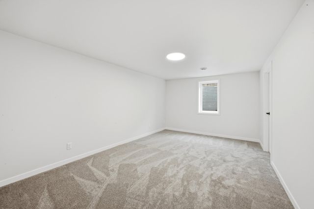 607 9th Street W, West Fargo, ND 58078