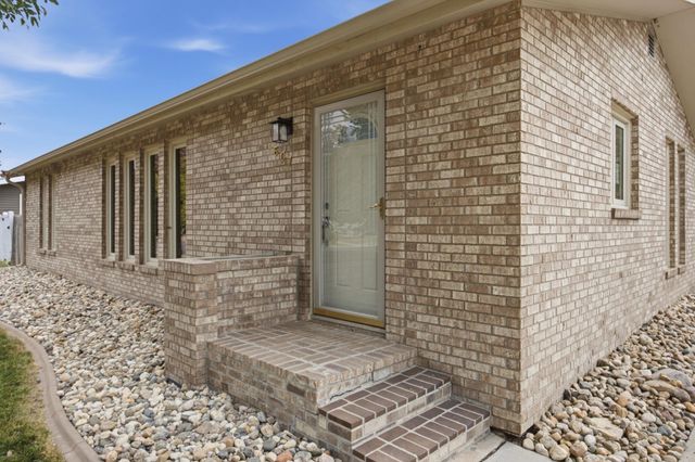 607 9th Street W, West Fargo, ND 58078