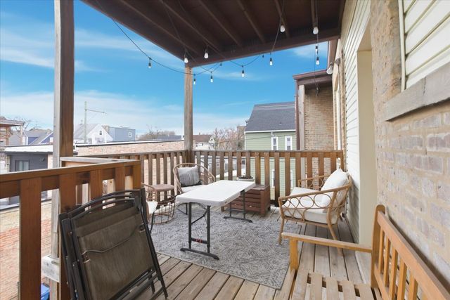 1951 N Monticello Avenue 2, Chicago, IL 60647