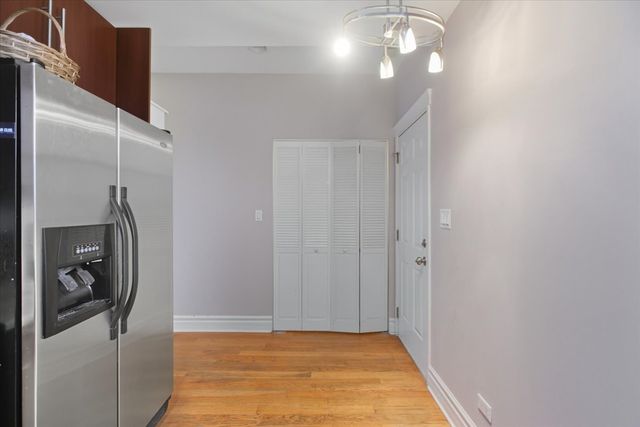 1951 N Monticello Avenue 2, Chicago, IL 60647