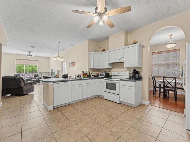 22536 LAURELDALE DRIVE, Lutz, FL 33549