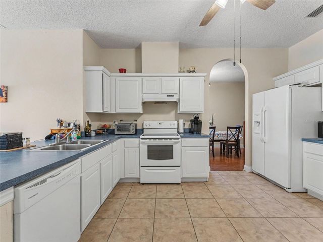 22536 LAURELDALE DRIVE, Lutz, FL 33549