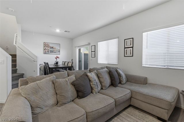 4760 Equinox Sky Avenue 2, North Las Vegas, NV 89084