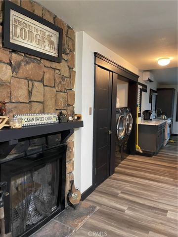 402 Holmes, Sugarloaf, CA 92386