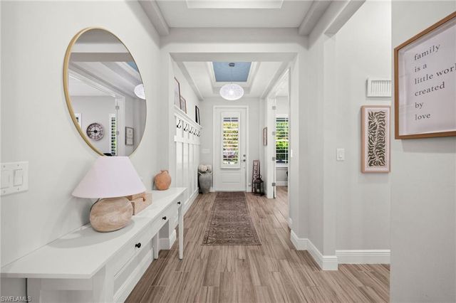 3769 Helmsman DR, Naples, FL 34120