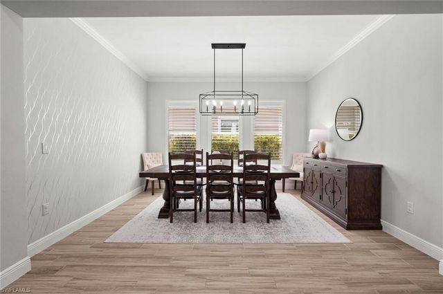 3769 Helmsman DR, Naples, FL 34120