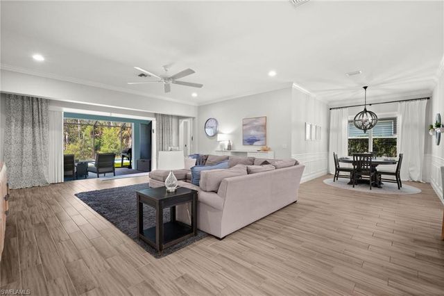 3769 Helmsman DR, Naples, FL 34120