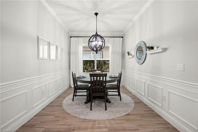 3769 Helmsman DR, Naples, FL 34120