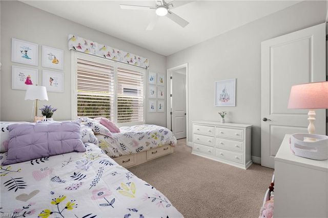 3769 Helmsman DR, Naples, FL 34120