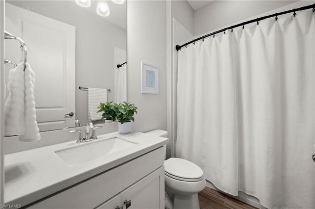 3769 Helmsman DR, Naples, FL 34120