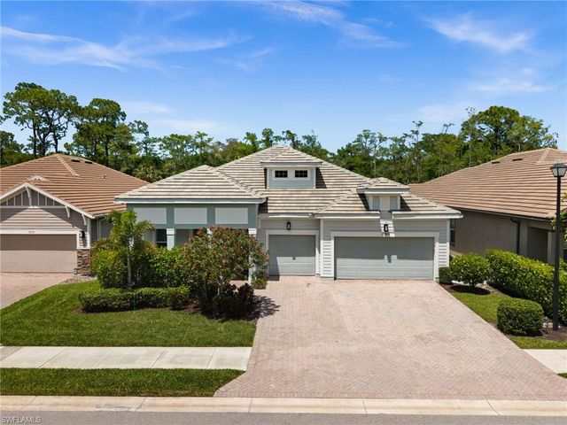 3769 Helmsman DR, Naples, FL 34120