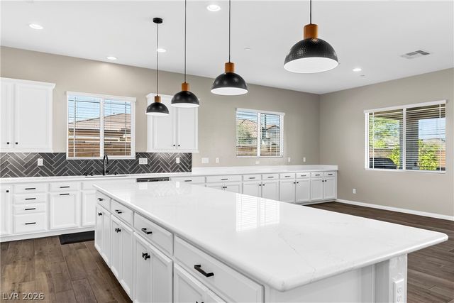 718 Moonstone Beach Place, Henderson, NV 89011