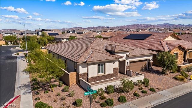 718 Moonstone Beach Place, Henderson, NV 89011