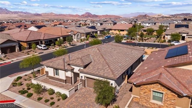 718 Moonstone Beach Place, Henderson, NV 89011