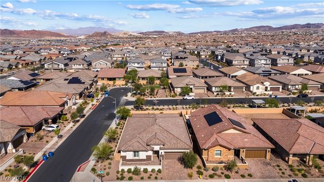 718 Moonstone Beach Place, Henderson, NV 89011