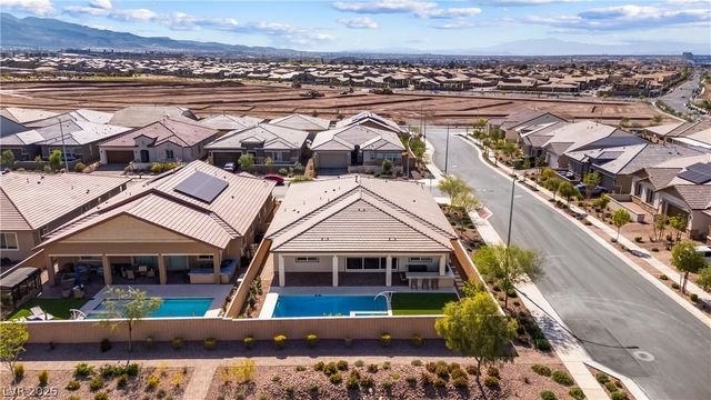 718 Moonstone Beach Place, Henderson, NV 89011