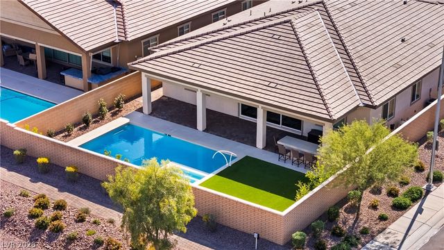 718 Moonstone Beach Place, Henderson, NV 89011