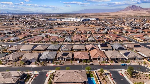 718 Moonstone Beach Place, Henderson, NV 89011