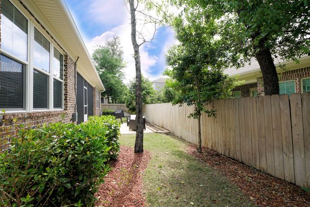 1144 Deer Moss Loop, Niceville, FL 32578