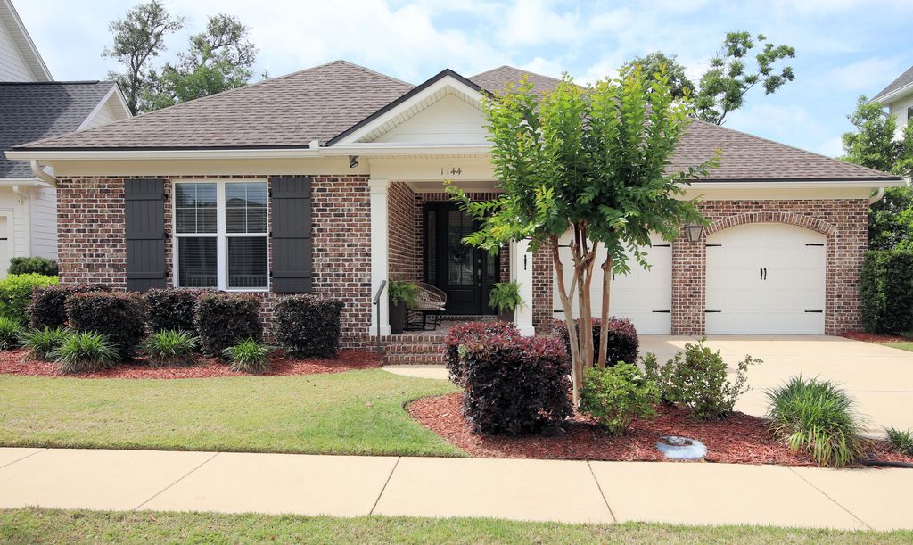 1144 Deer Moss Loop, Niceville, FL 32578