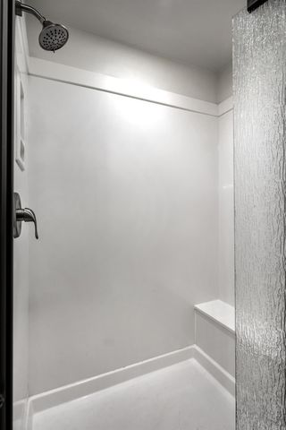 26 Foxcroft Village Drive, Little Rock, AR 72227