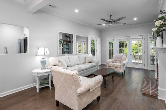 26 Foxcroft Village Drive, Little Rock, AR 72227