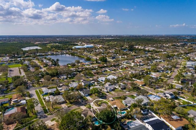 5611 VENETIAN BOULEVARD NE, St Petersburg, FL 33703