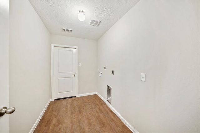 1111 Road 5102, Cleveland, TX 77327