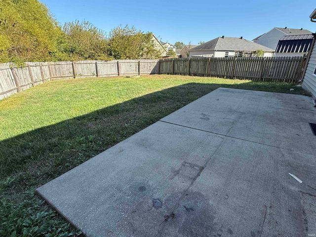 11445 Caracaras Court, Evansville, IN 47725