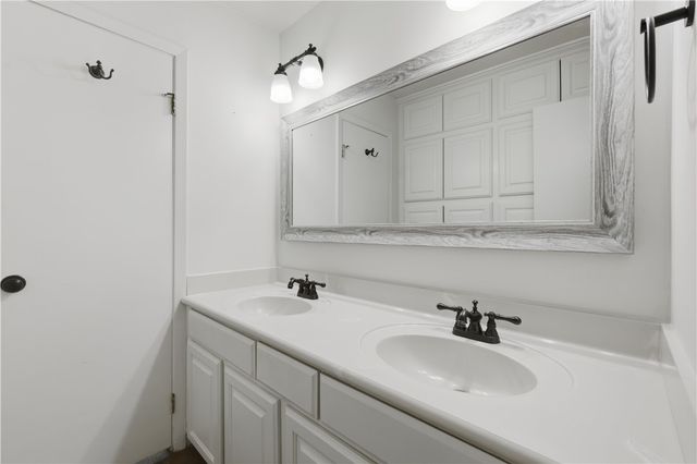 1602 Dominik Drive, College Station, TX 77840