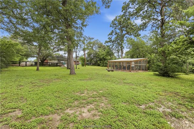 1602 Dominik Drive, College Station, TX 77840