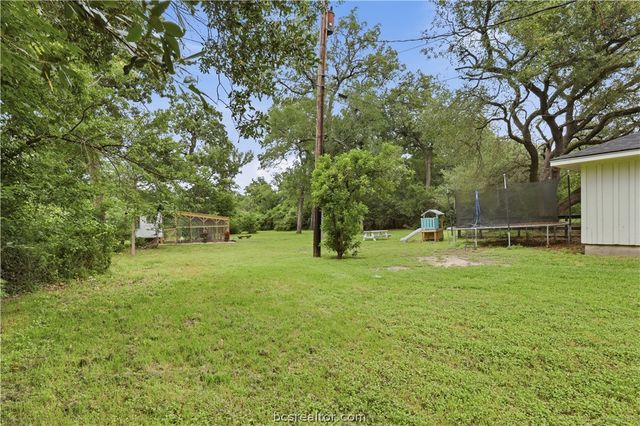 1602 Dominik Drive, College Station, TX 77840