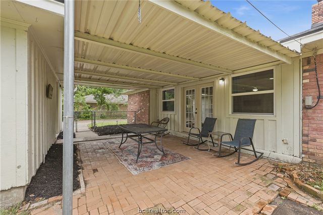 1602 Dominik Drive, College Station, TX 77840
