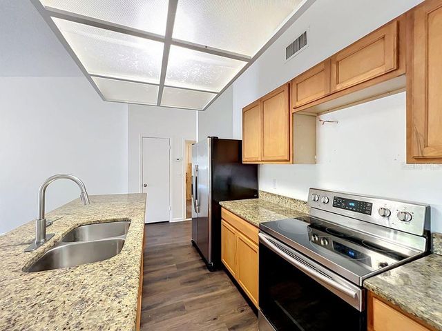 5214 2ND STREET, Orlando, FL 32810