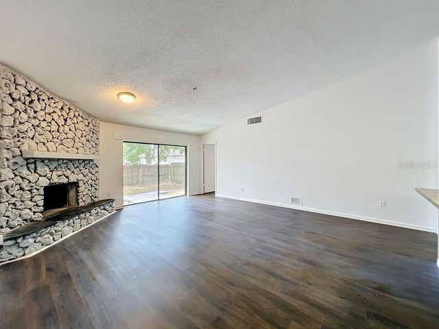 5214 2ND STREET, Orlando, FL 32810