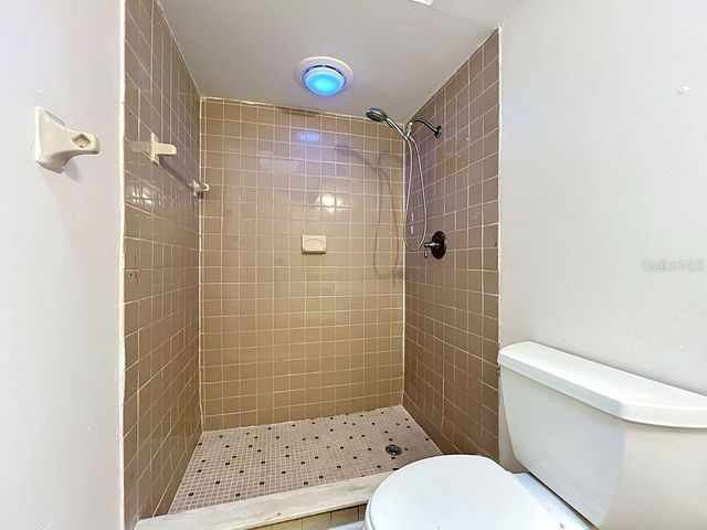 5214 2ND STREET, Orlando, FL 32810