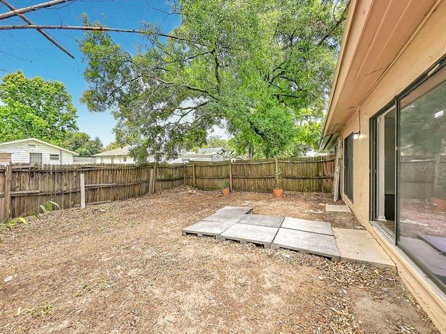 5214 2ND STREET, Orlando, FL 32810