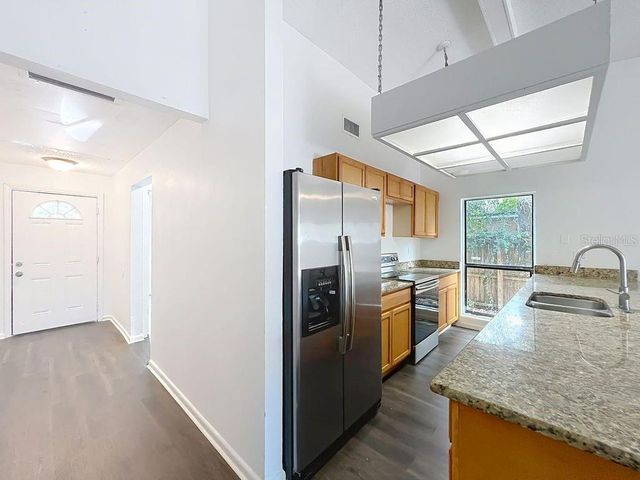 5214 2ND STREET, Orlando, FL 32810