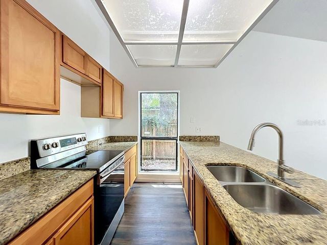 5214 2ND STREET, Orlando, FL 32810