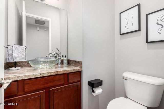 121 N CALIFORNIA Street 35, Chandler, AZ 85225