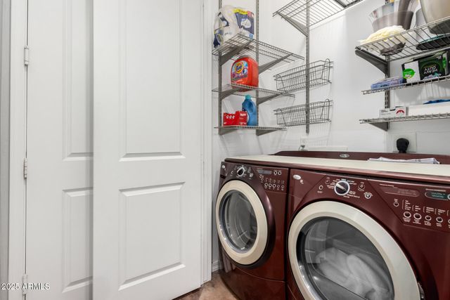 121 N CALIFORNIA Street 35, Chandler, AZ 85225