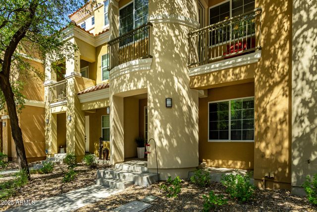 121 N CALIFORNIA Street 35, Chandler, AZ 85225