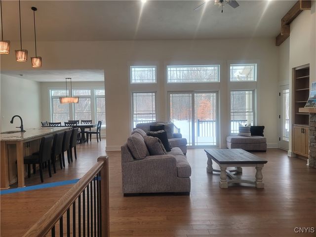 3361 LONGVIEW Terrace, Lysander, NY 13027