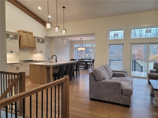 3361 LONGVIEW Terrace, Lysander, NY 13027