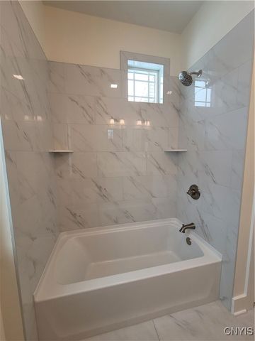 3361 LONGVIEW Terrace, Lysander, NY 13027