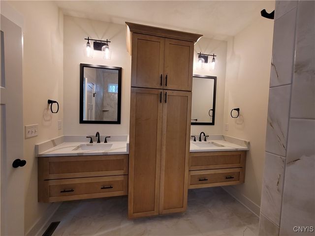 3361 LONGVIEW Terrace, Lysander, NY 13027