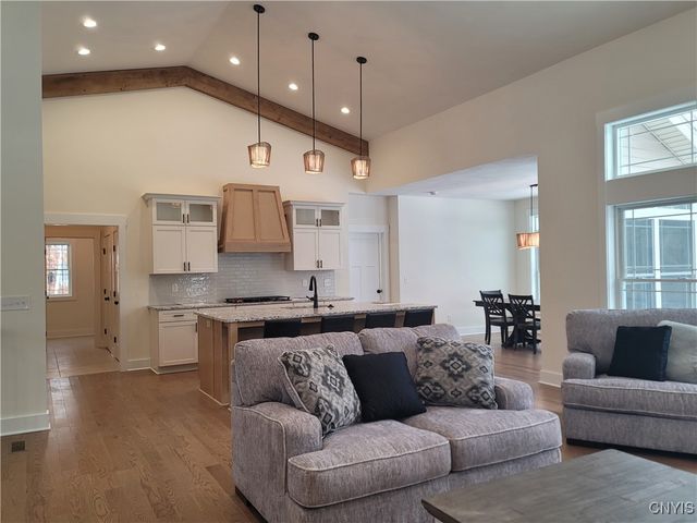 3361 LONGVIEW Terrace, Lysander, NY 13027