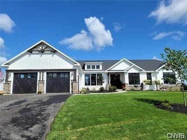3361 LONGVIEW Terrace, Lysander, NY 13027