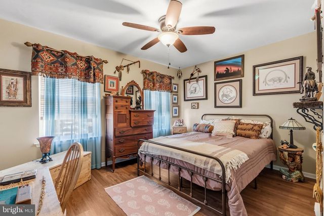 71 PARRY DR, Hainesport, NJ 08036